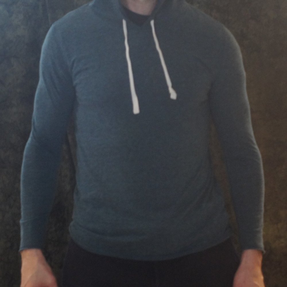 Sweatshirt - Picture 2 of 6